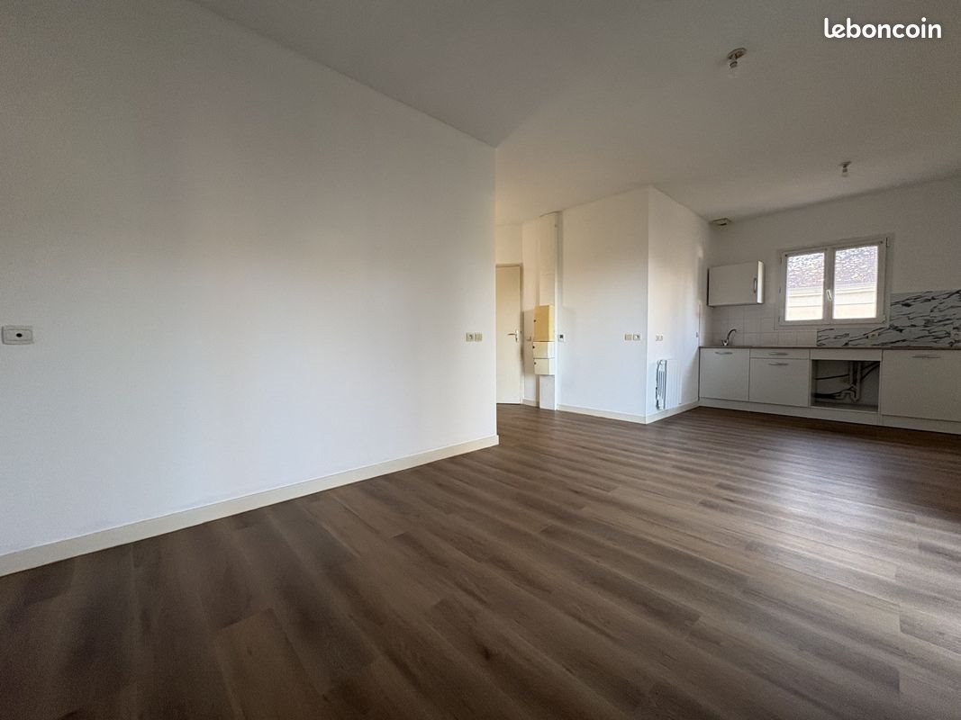 Appartement à louer, 51m², Longué-Jumelles