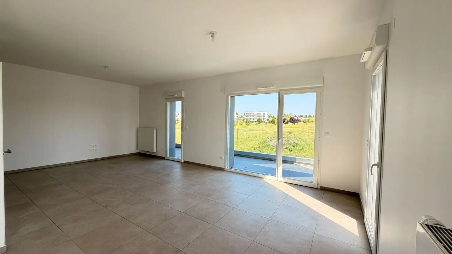 Appartement à louer, 117m², Bezannes