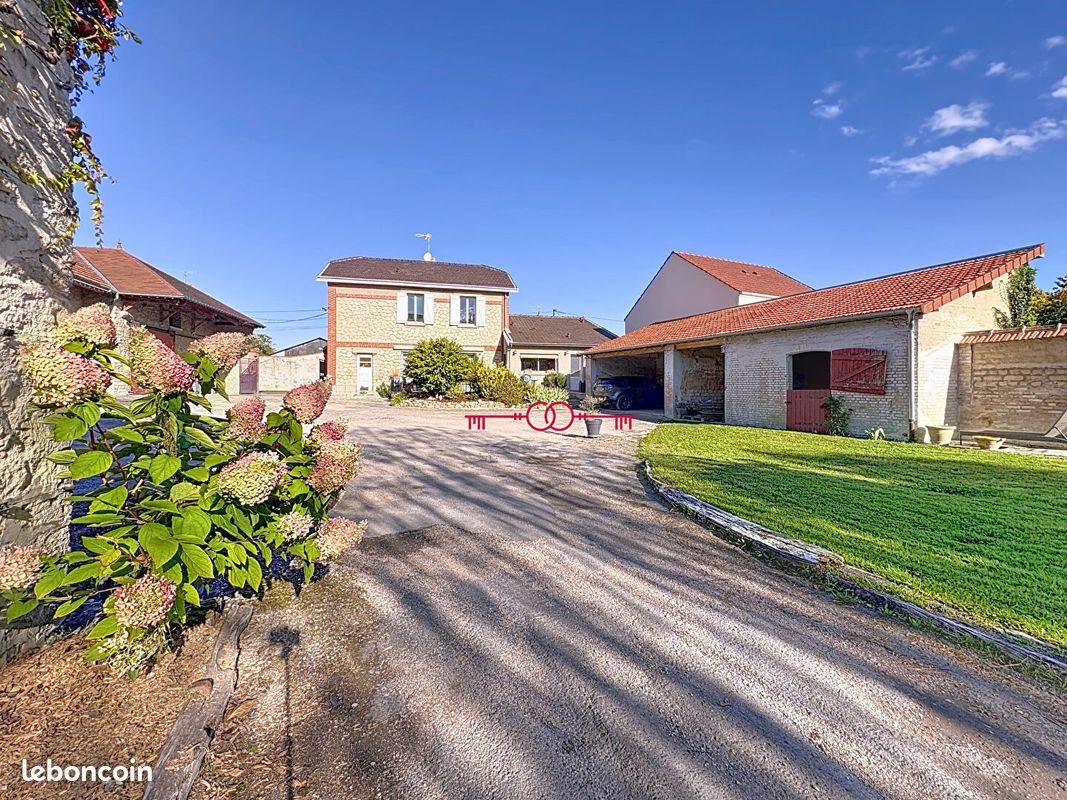 Maison à vendre, 194m², Lavannes