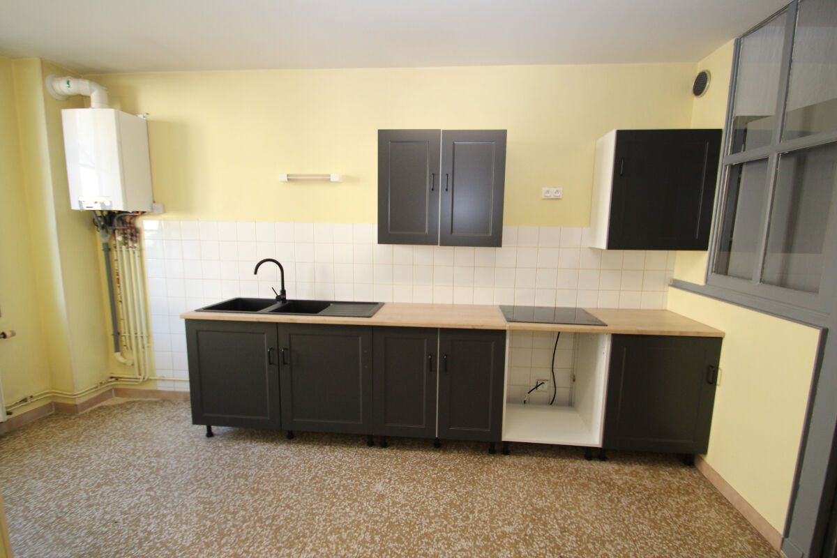 Appartement à louer, 64m², Decize