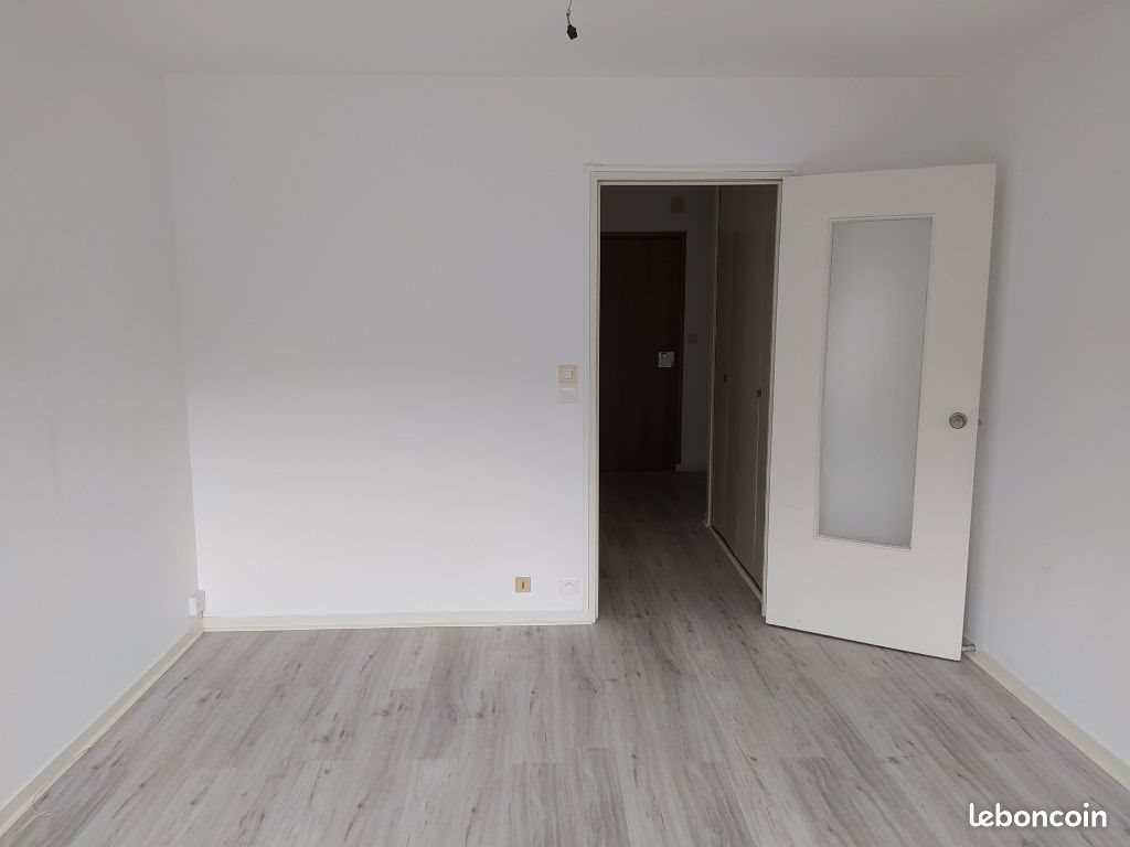 Appartement à louer, 26m², Chamalières