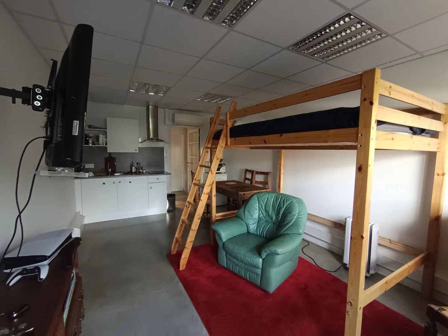 Appartement à louer, 24m², Mur-sur-Allier