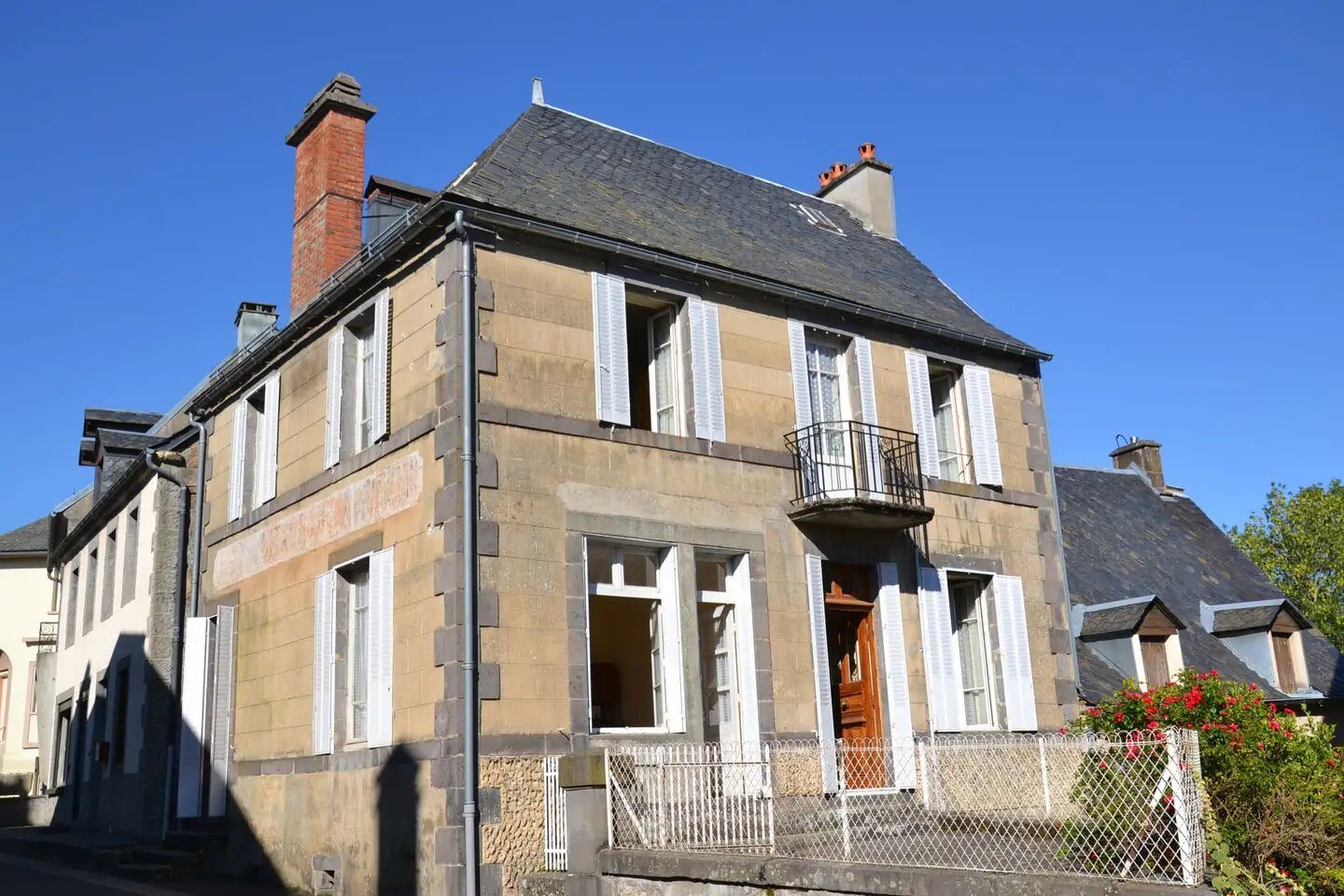 Maison à vendre, 160m², Saint-Sauves-d'Auvergne