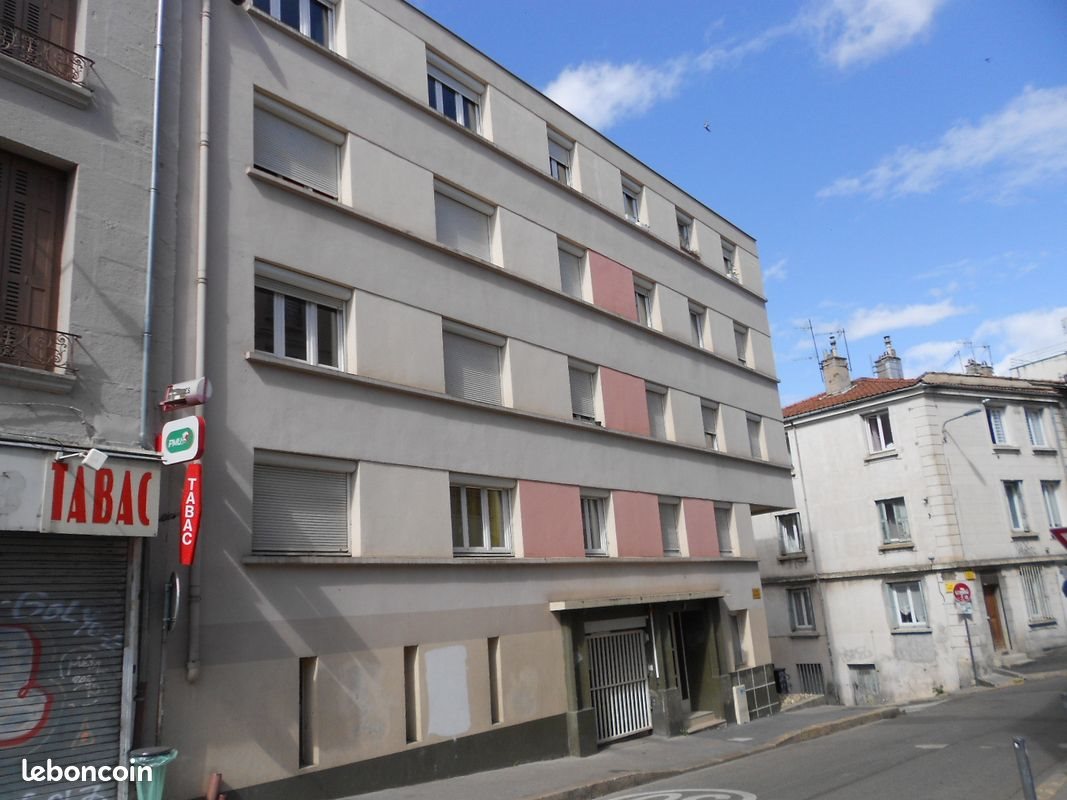 Appartement à vendre, 39m², Saint-Étienne