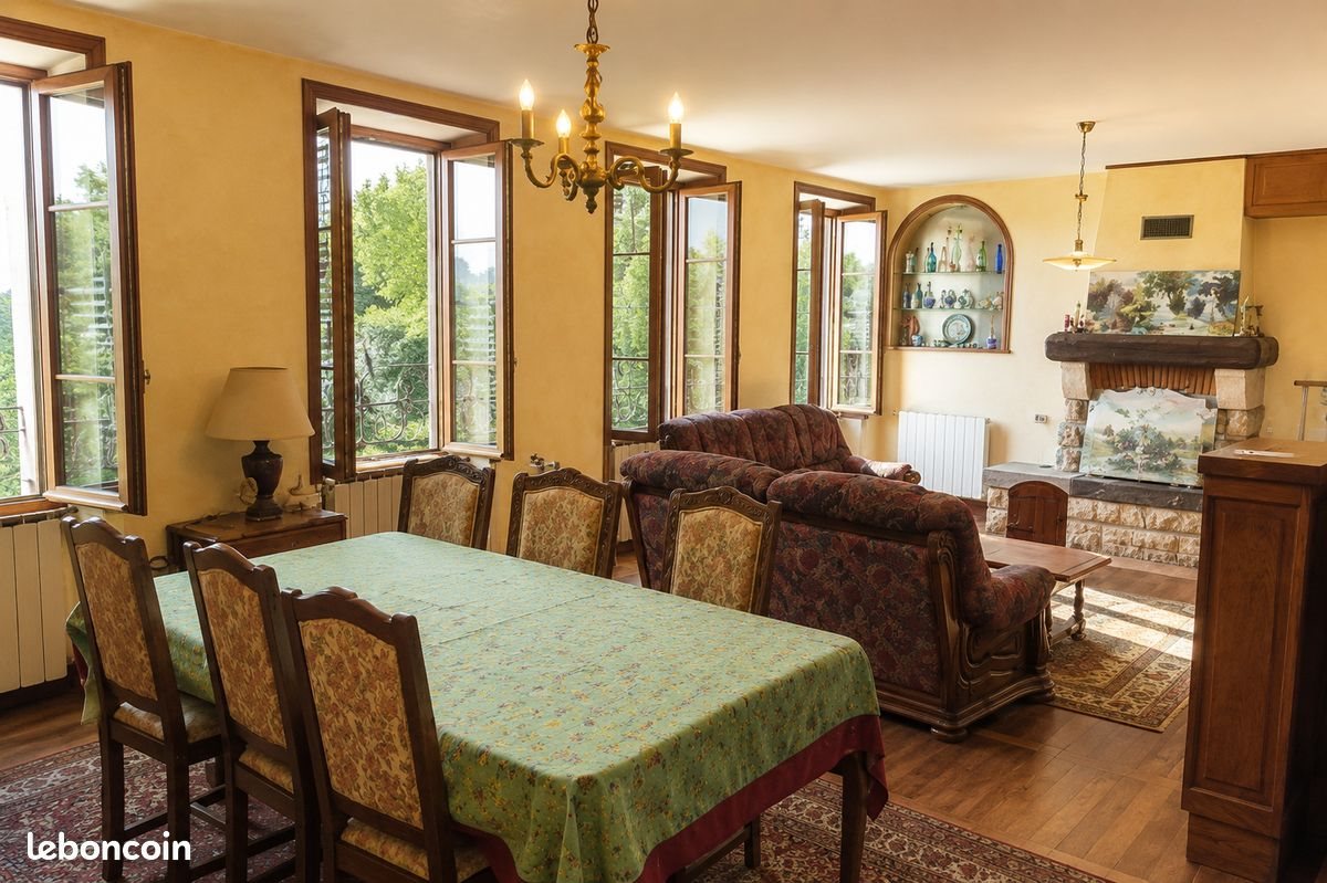 Maison à vendre, 140m², Montmarault