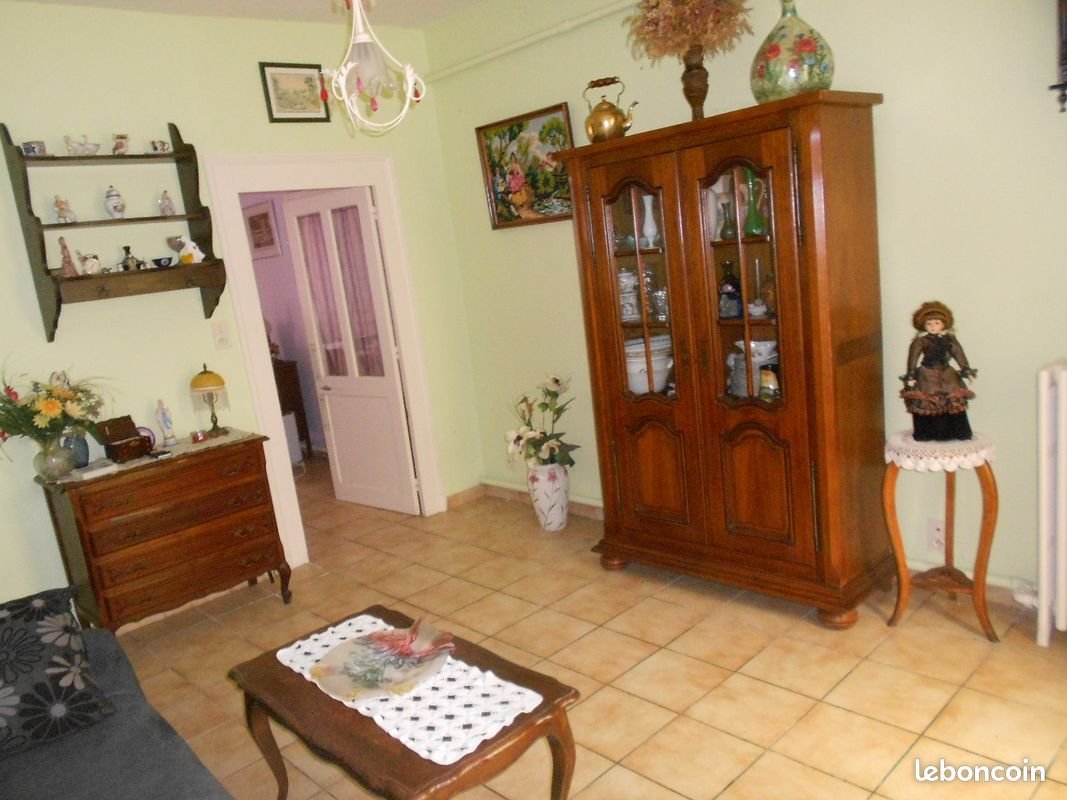 Maison à vendre, 80m², Le Mayet-de-Montagne