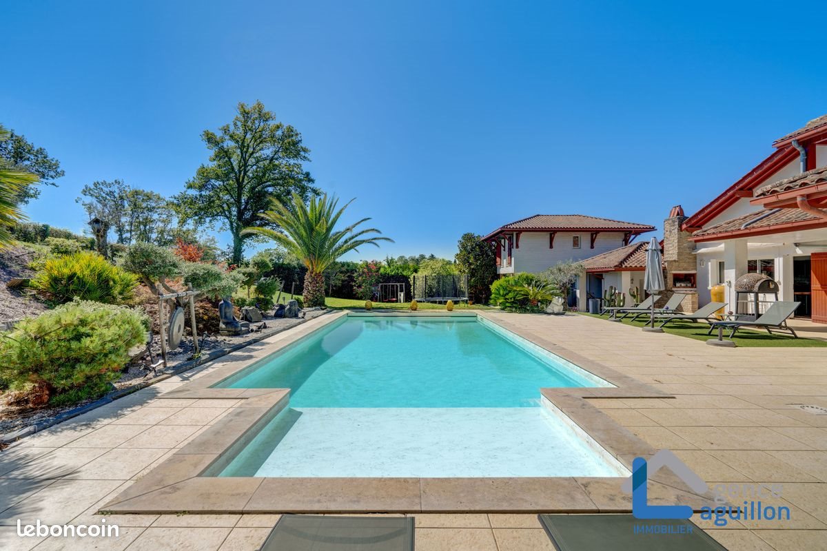 Maison à vendre, 344m², Saint-Jean-de-Luz