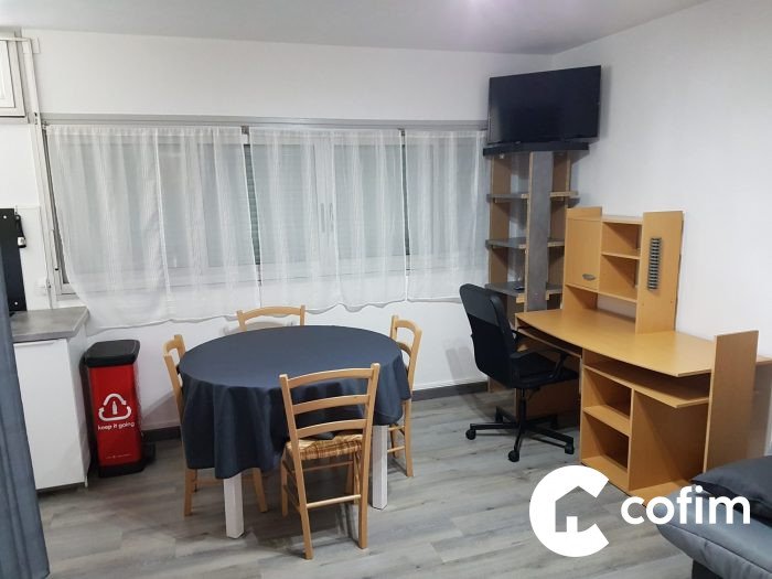 Appartement à louer, 21m², Pau