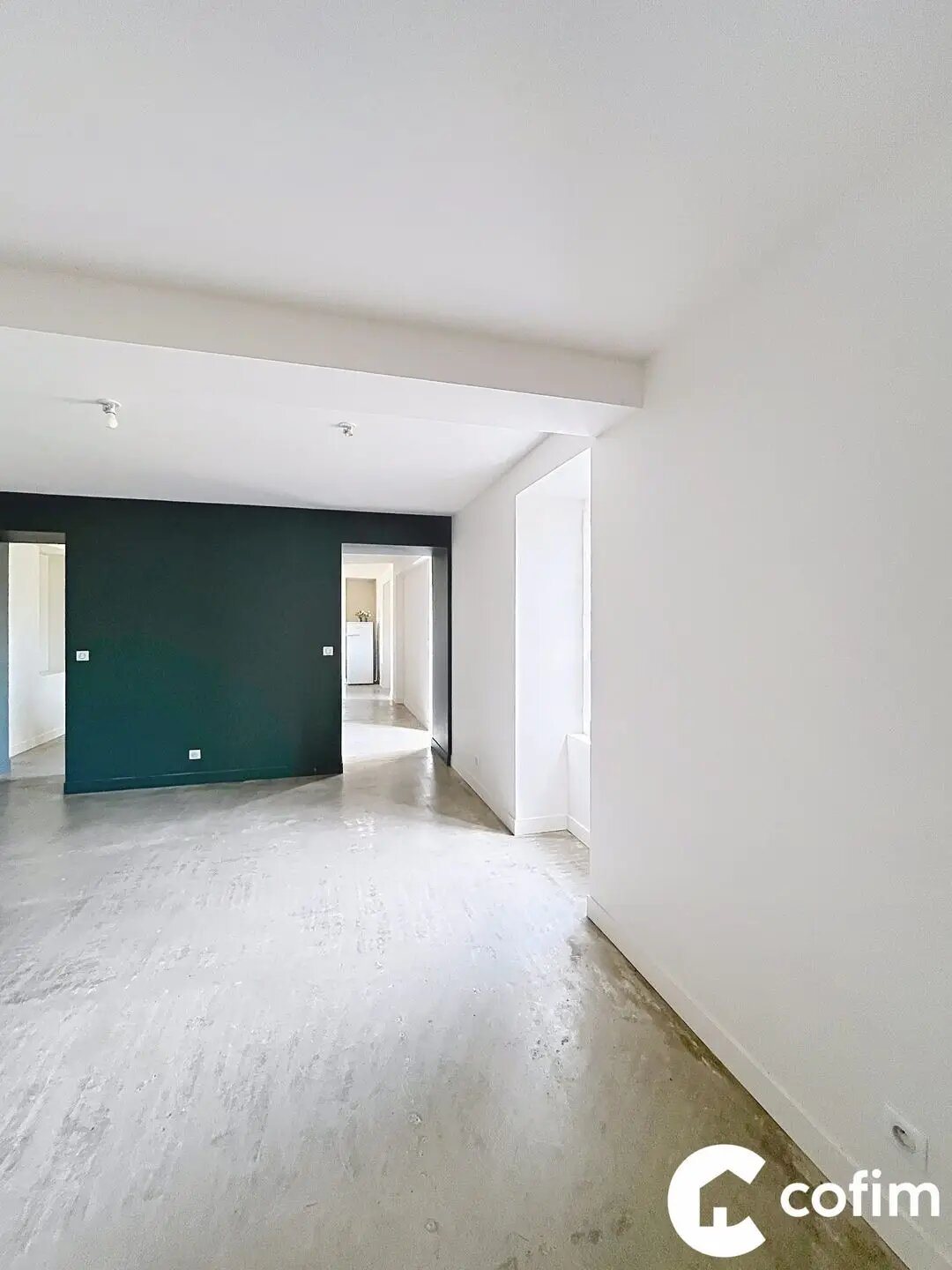 Maison à louer, 184m², Laroin