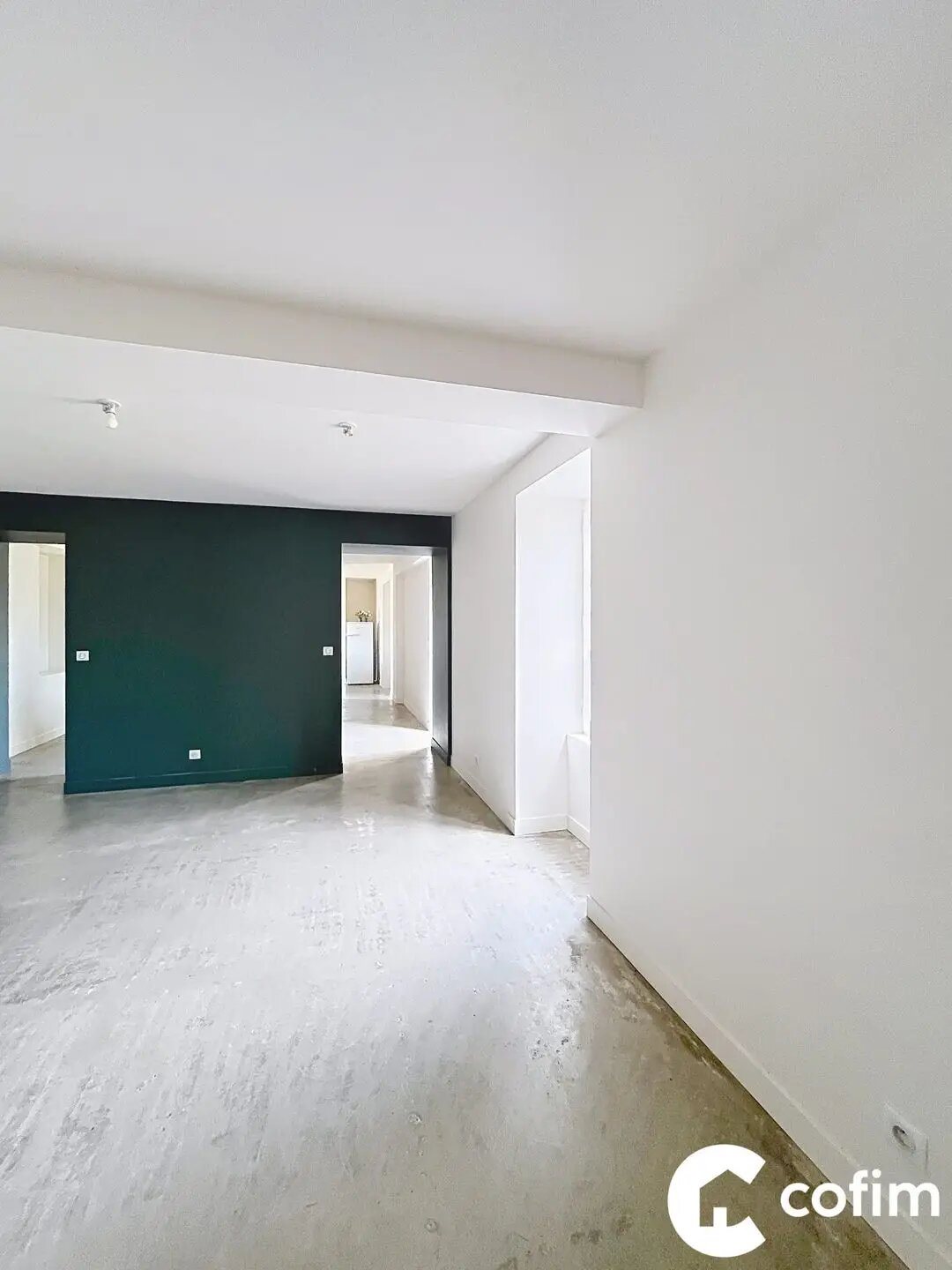 Maison à louer, 184m², Laroin