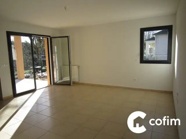 Appartement à louer, 66m², Nay