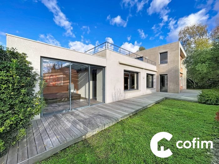 Maison à vendre, 216m², Bizanos