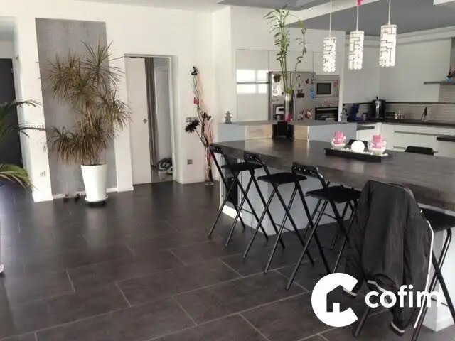 Maison à louer, 120m², Lescar