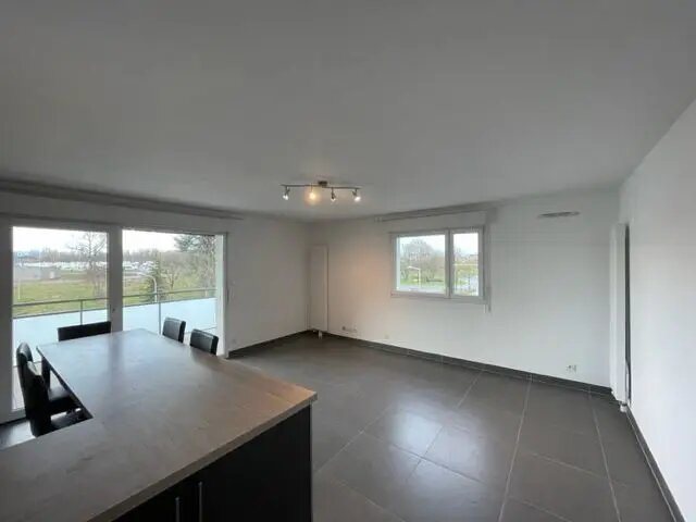 Appartement à louer, 67m², Huningue
