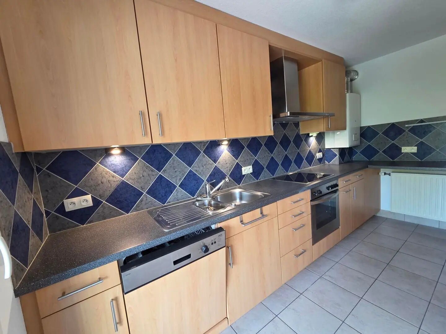 Appartement à louer, 70m², Huningue