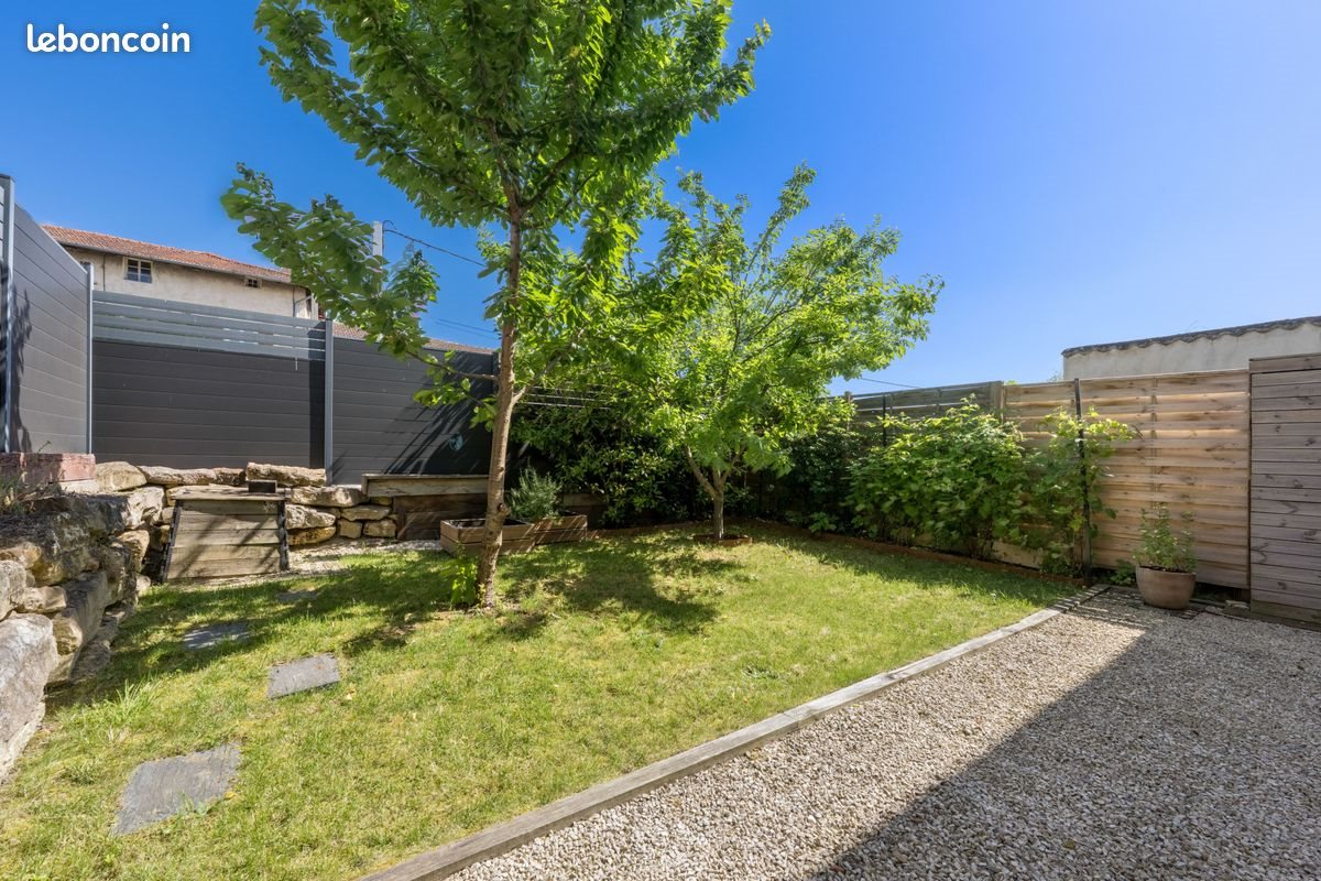 Maison à vendre, 121m², Arnas
