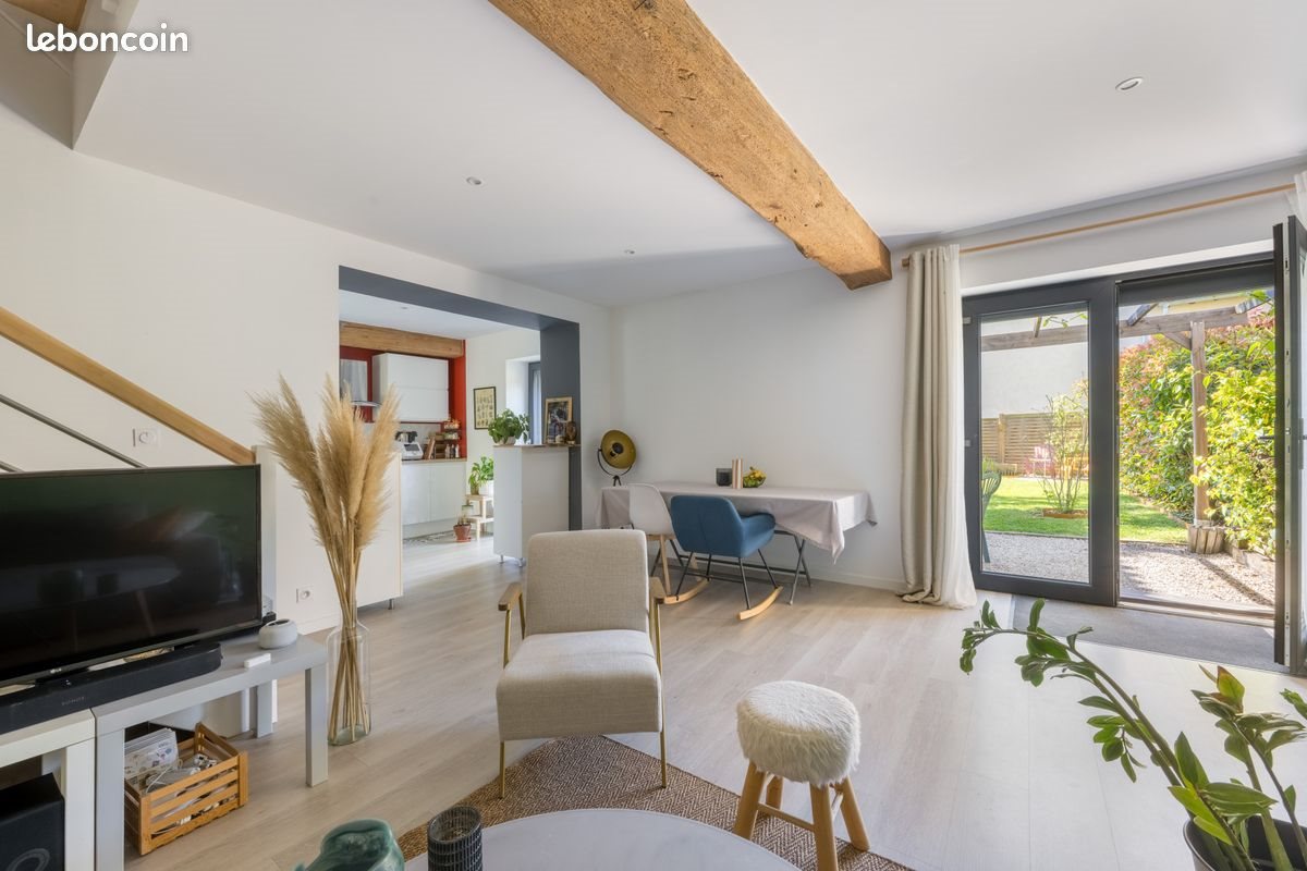 Maison à vendre, 121m², Arnas