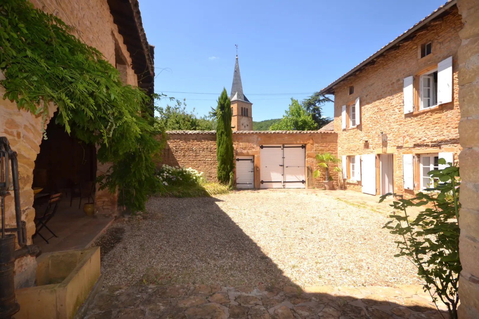 Maison à vendre, 350m², Ville-sur-Jarnioux