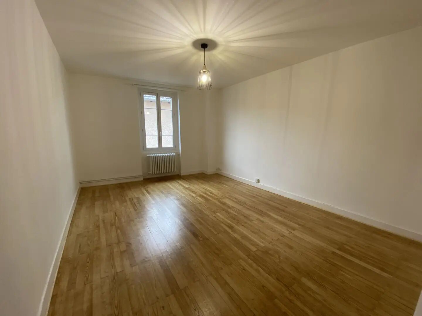 Appartement à louer, 88m², Belleville