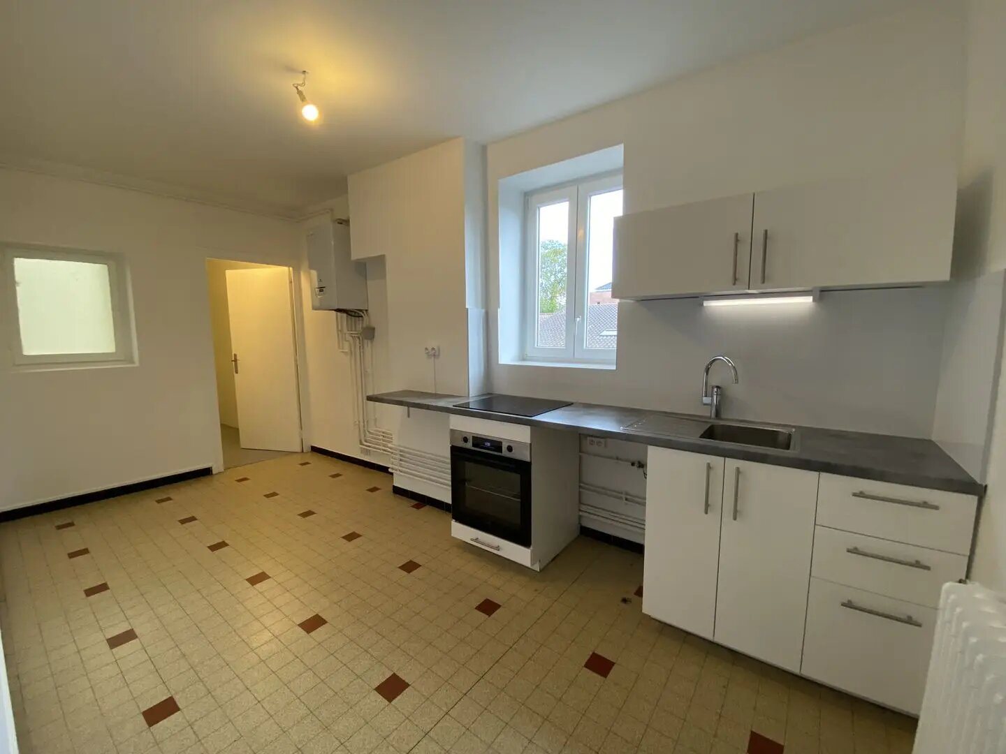 Appartement à louer, 88m², Belleville