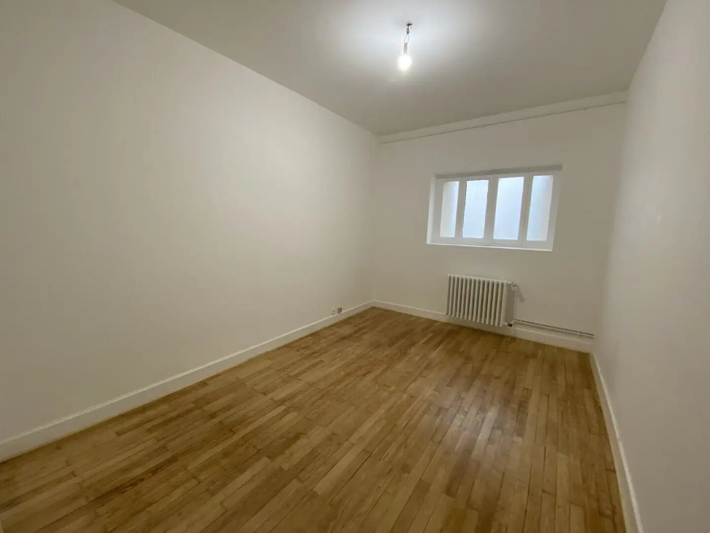 Appartement à louer, 88m², Belleville