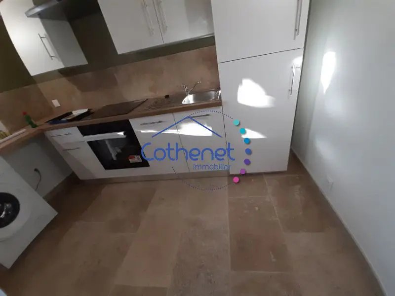 Appartement à louer, 30m², Saint-Vincent-de-Reins