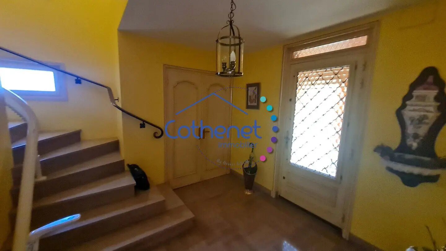 Maison à vendre, 160m², Cours-la-Ville