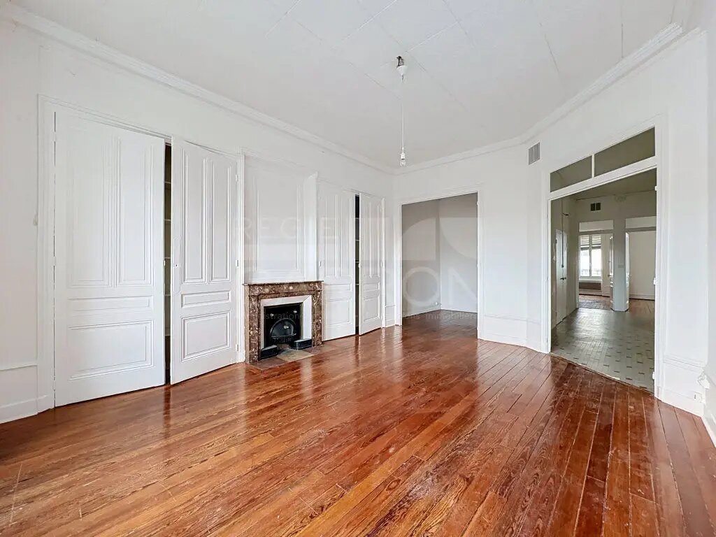 Appartement à louer, 121m², Lyon 8ème