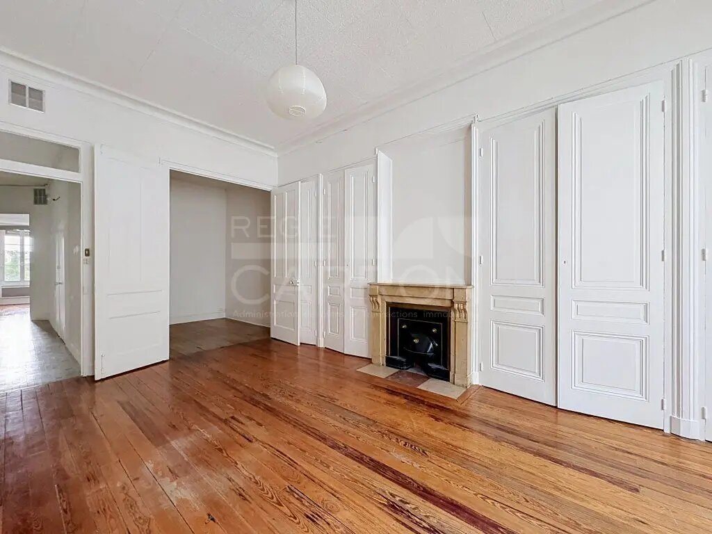 Appartement à louer, 121m², Lyon 8ème