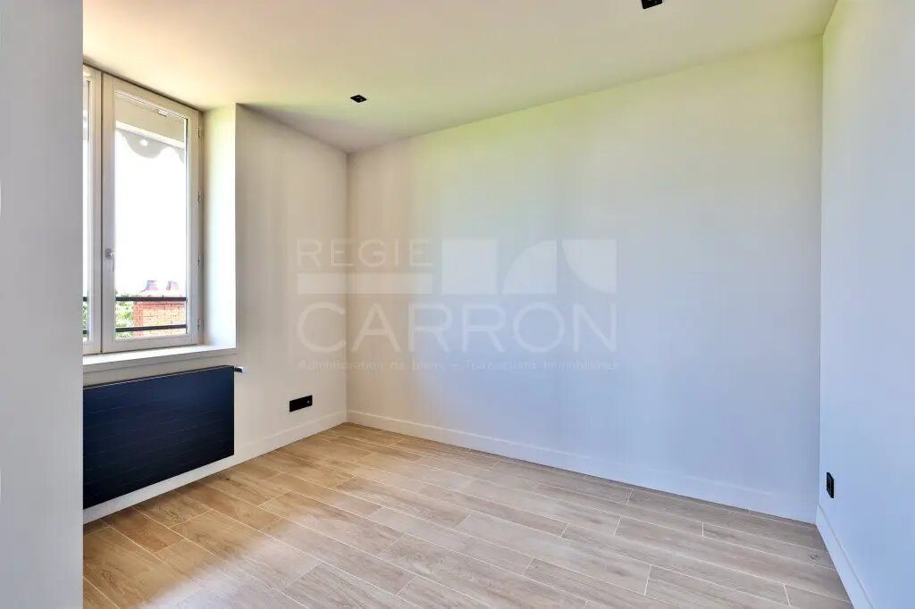 Appartement à louer, 2m², Saint-Cyr-au-Mont-d'Or