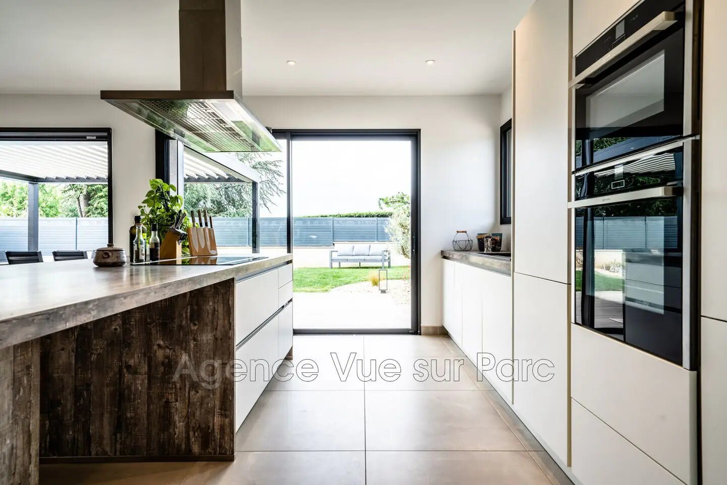 Maison à vendre, 197m², Brindas