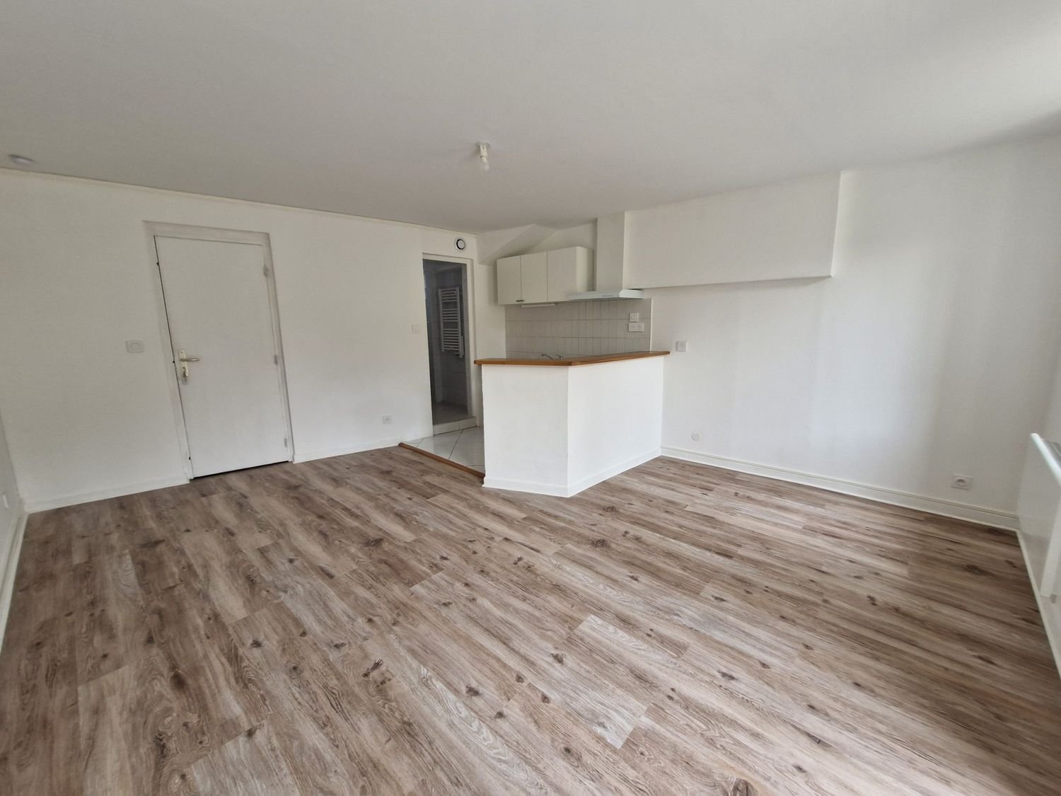 Appartement à louer, 25m², Condrieu