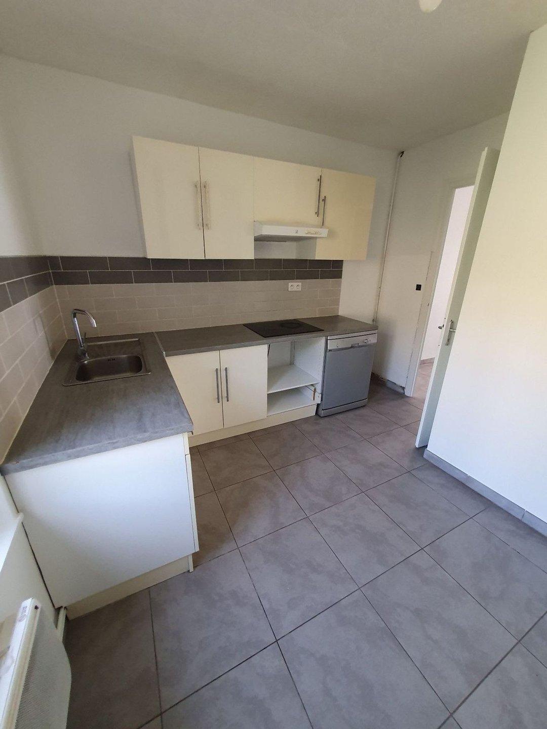 Appartement à louer, 79m², Vérin