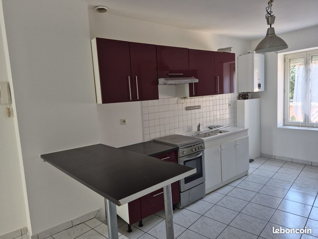 Appartement à louer, 65m², Condrieu