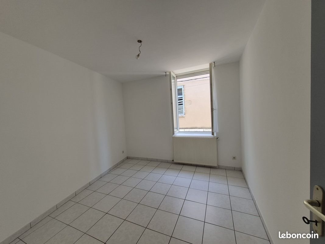 Appartement à louer, 65m², Condrieu