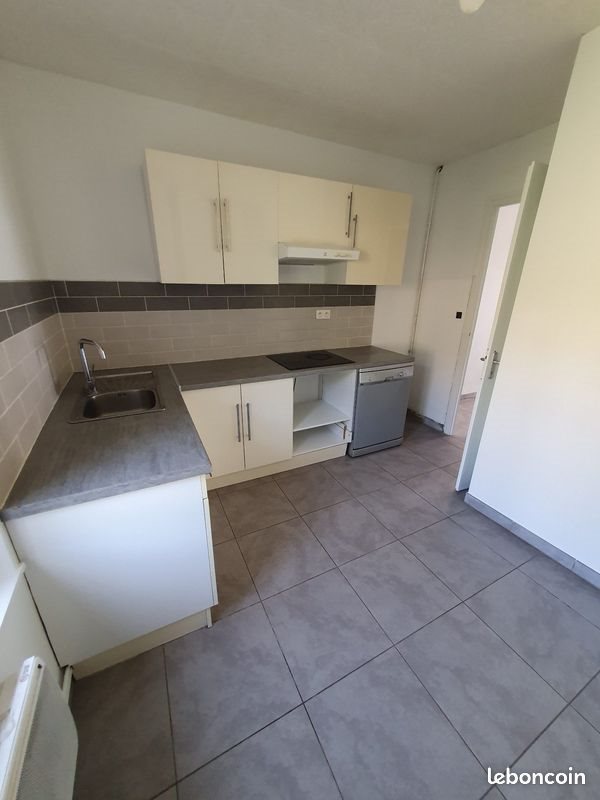 Appartement à louer, 79m², Vérin