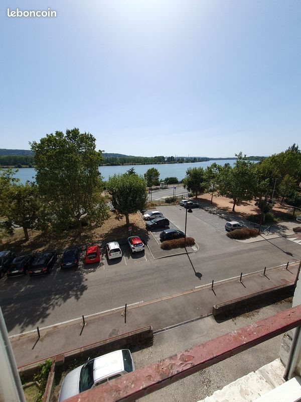 Appartement à louer, 79m², Vérin