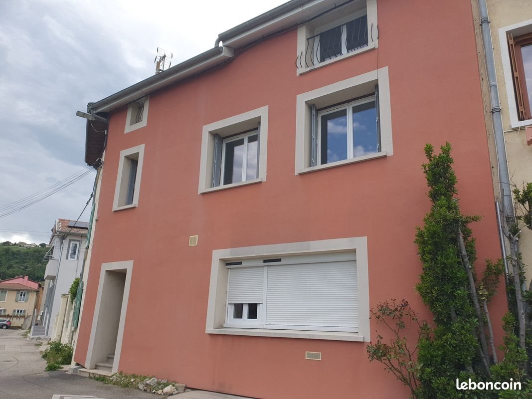 Appartement à louer, 43m², Condrieu
