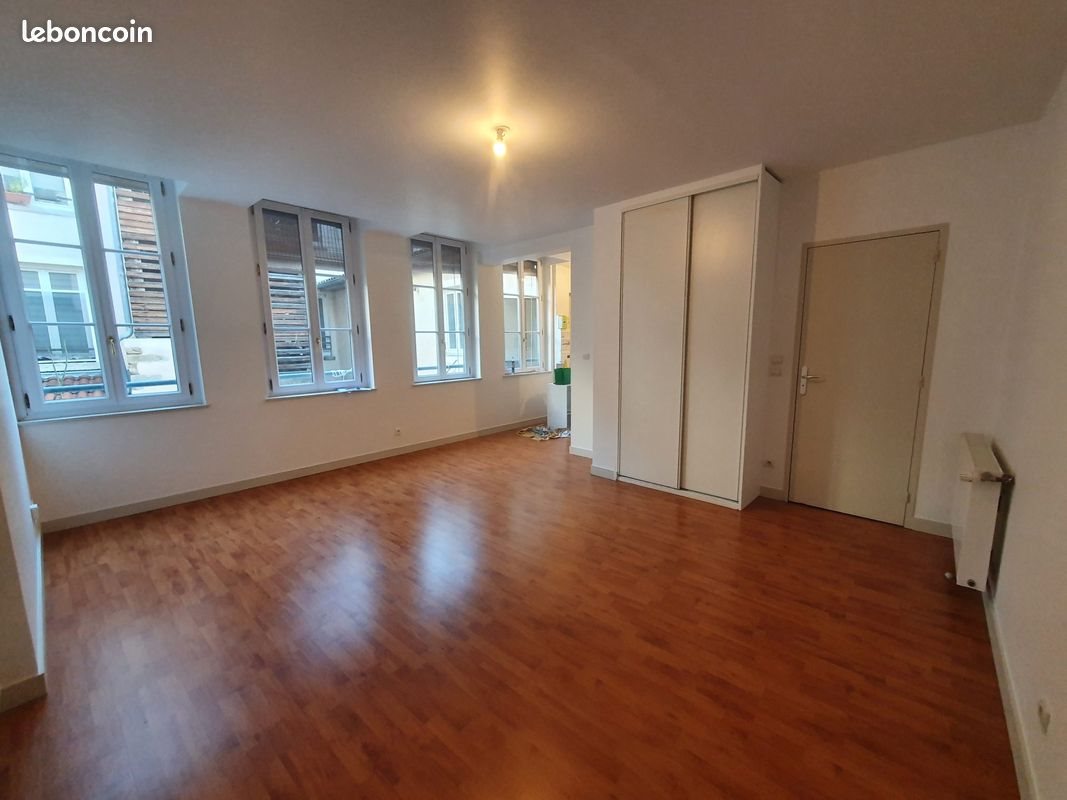 Appartement à louer, 37m², Vienne