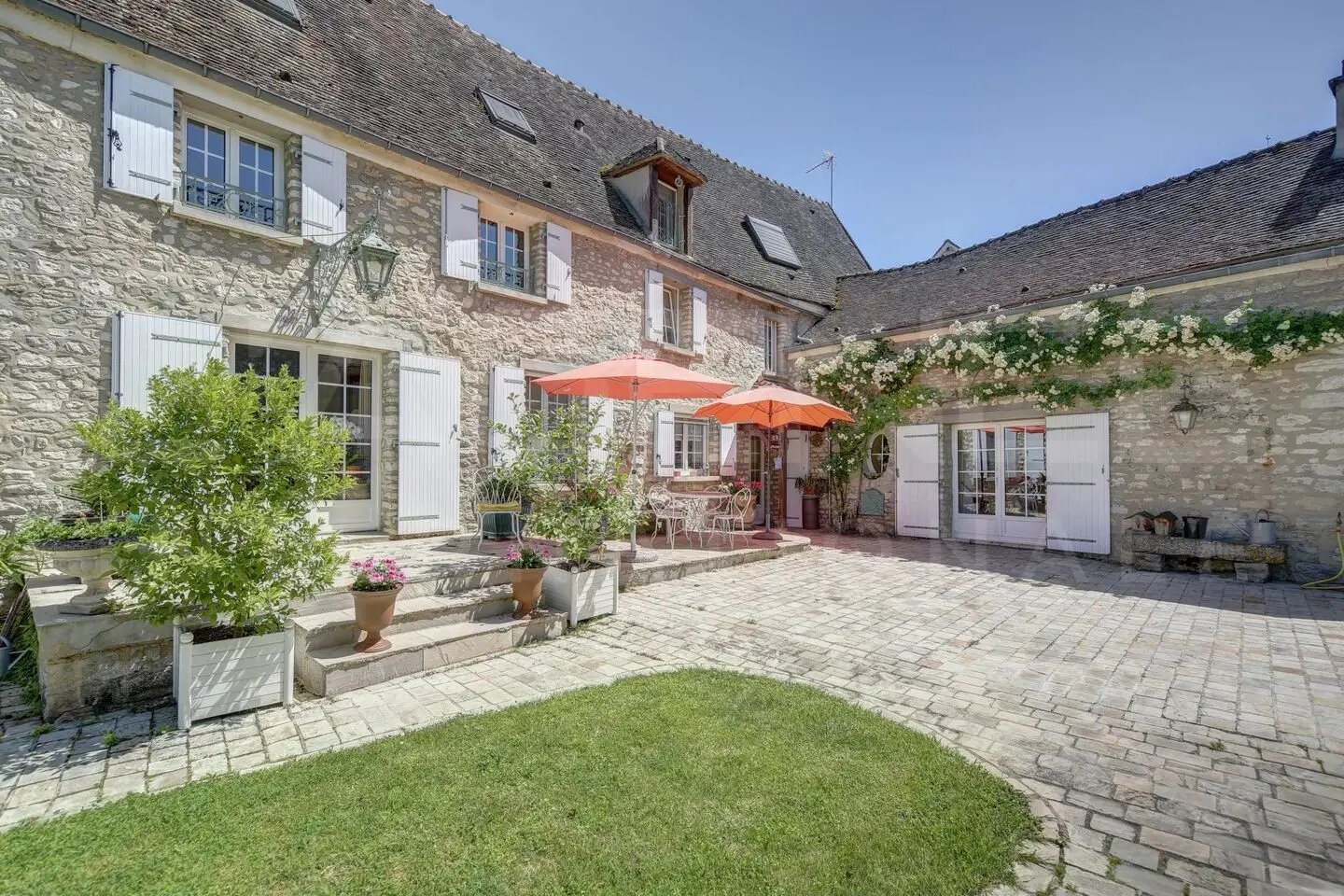 Maison à vendre, 305m², Montainville