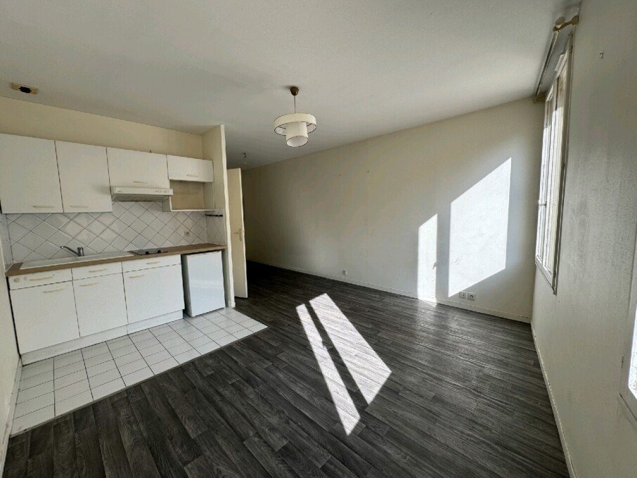 Appartement à louer, 27m², Mantes-la-Jolie