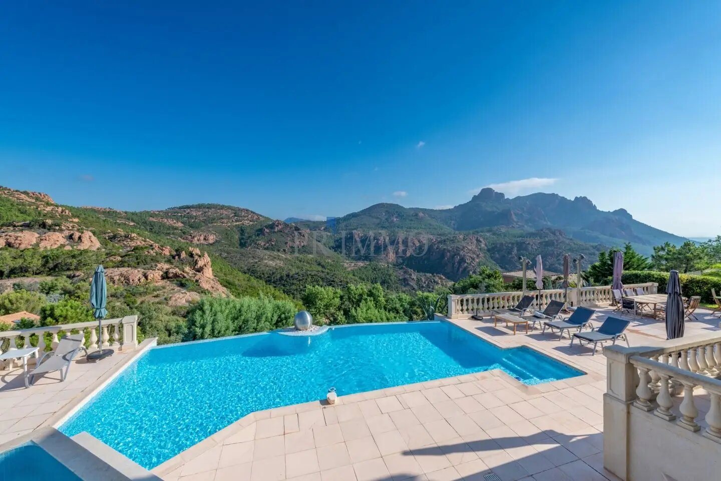 Maison à vendre, 285m², Saint-Raphaël
