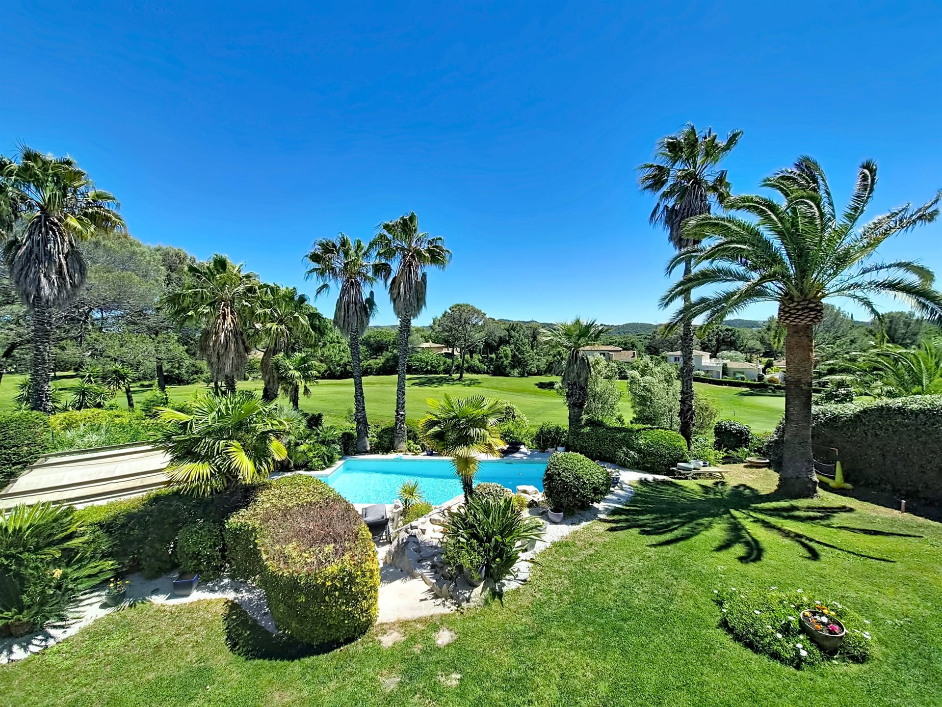 Maison à vendre, 305m², Saint-Raphaël