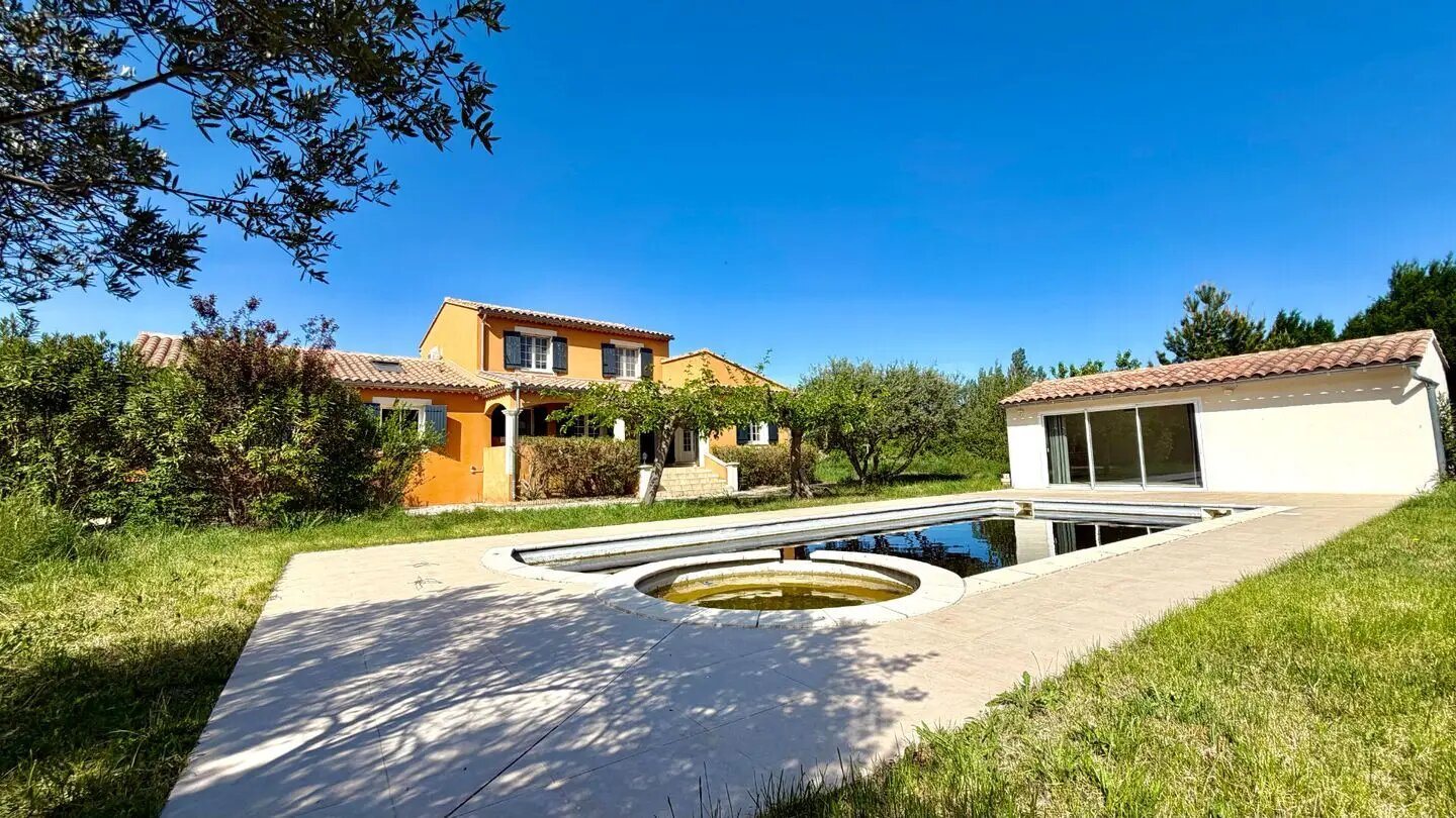 Maison à vendre, 180m², Entraigues-sur-la-Sorgue