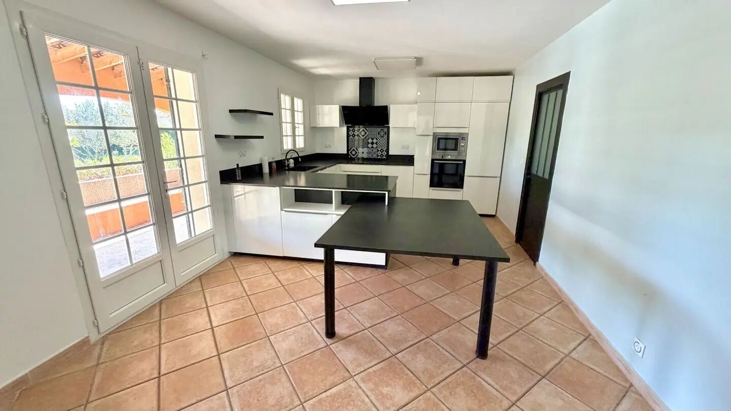Maison à vendre, 180m², Entraigues-sur-la-Sorgue