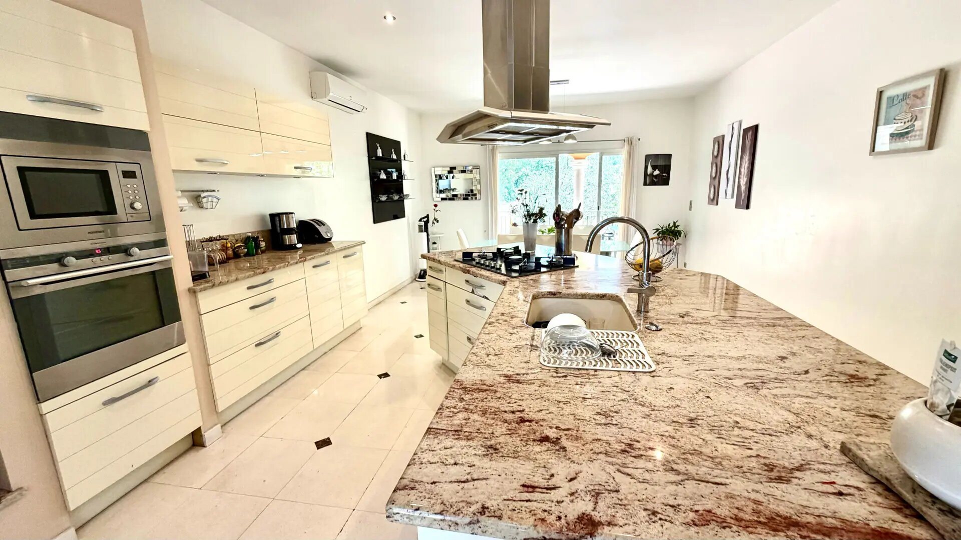 Maison à vendre, 240m², Vedène