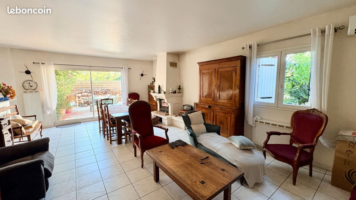 Appartement à vendre, 95m², Entraigues-sur-la-Sorgue