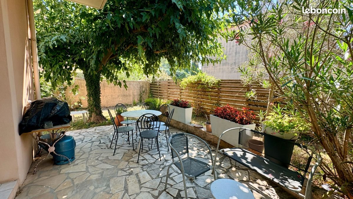 Appartement à vendre, 95m², Entraigues-sur-la-Sorgue