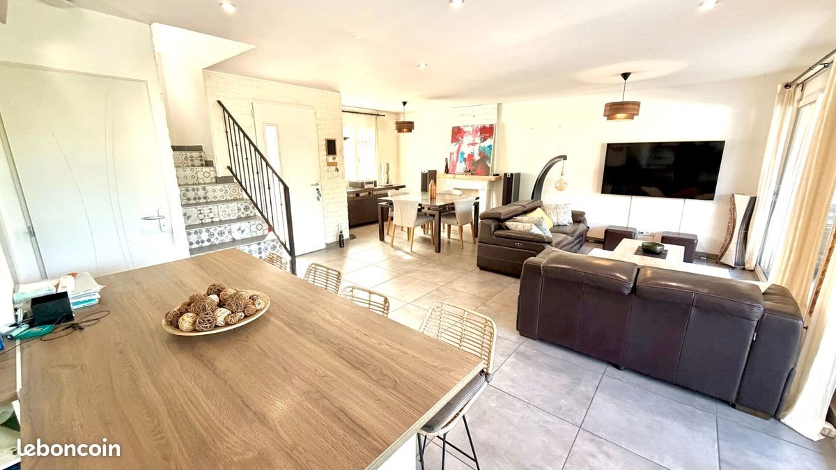 Maison à vendre, 135m², Sorgues