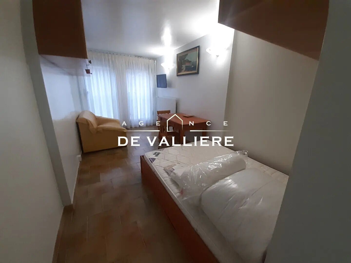 Appartement à louer, 24m², Nanterre
